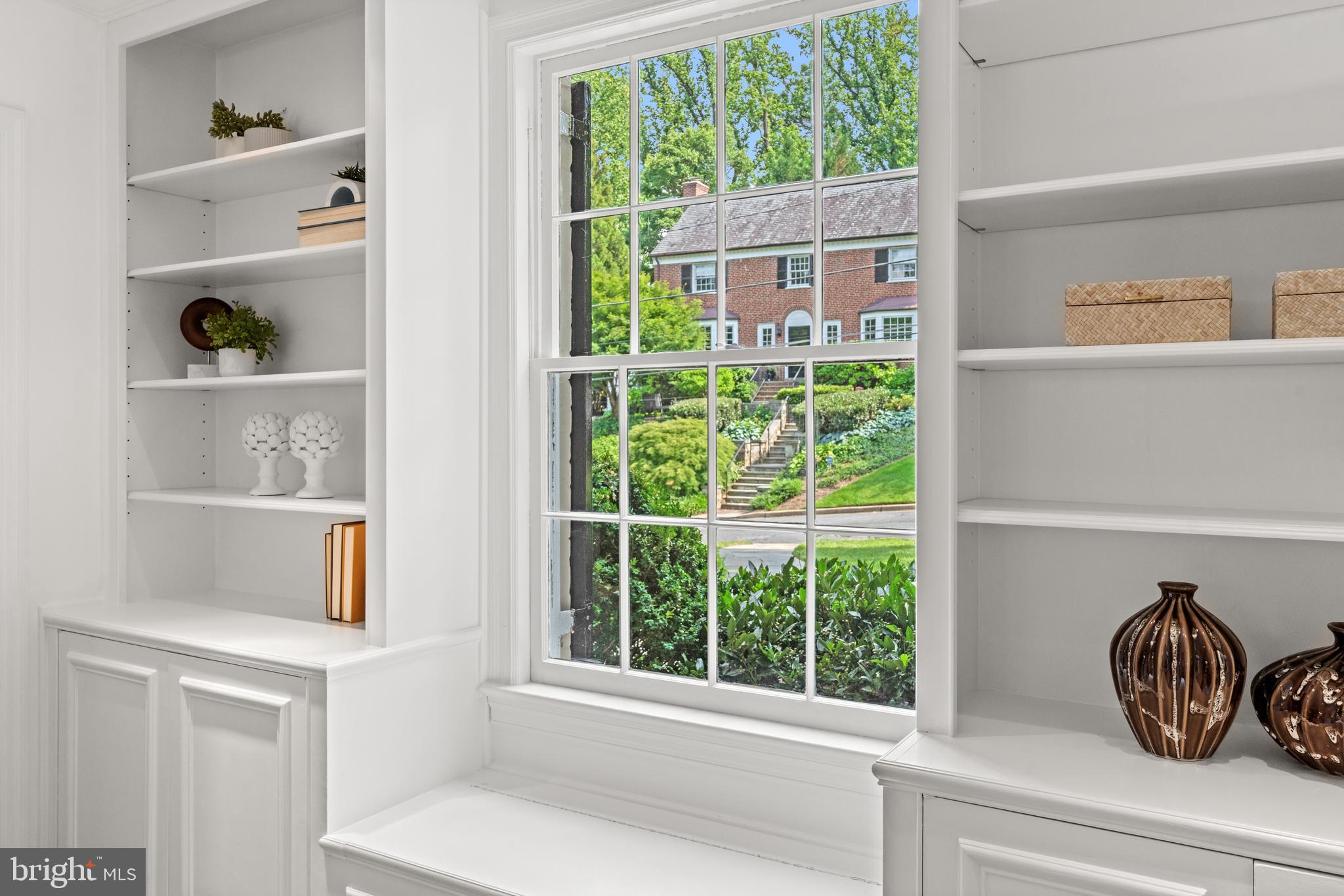 ROLLINGWOOD - Residential