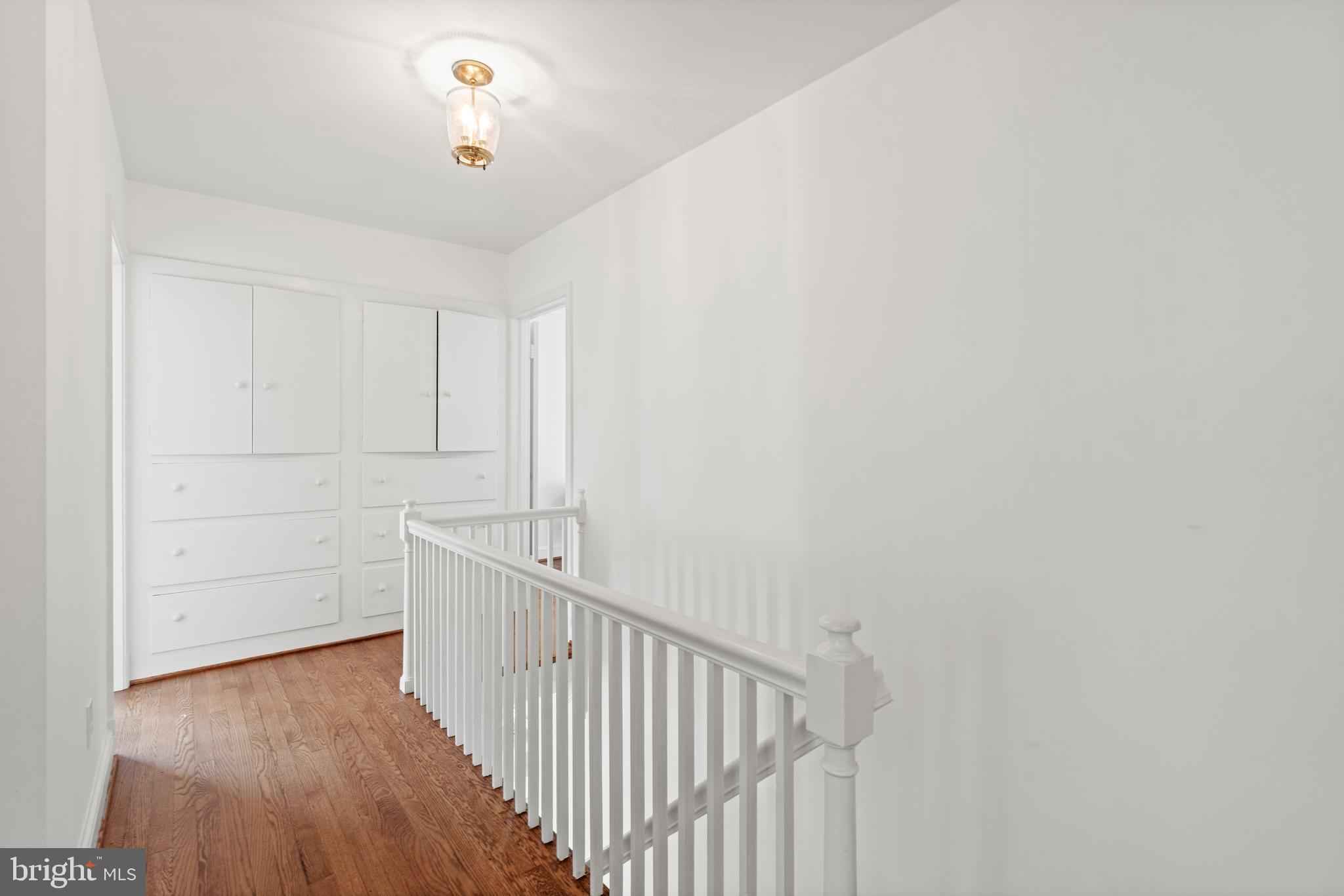 ROLLINGWOOD - Residential