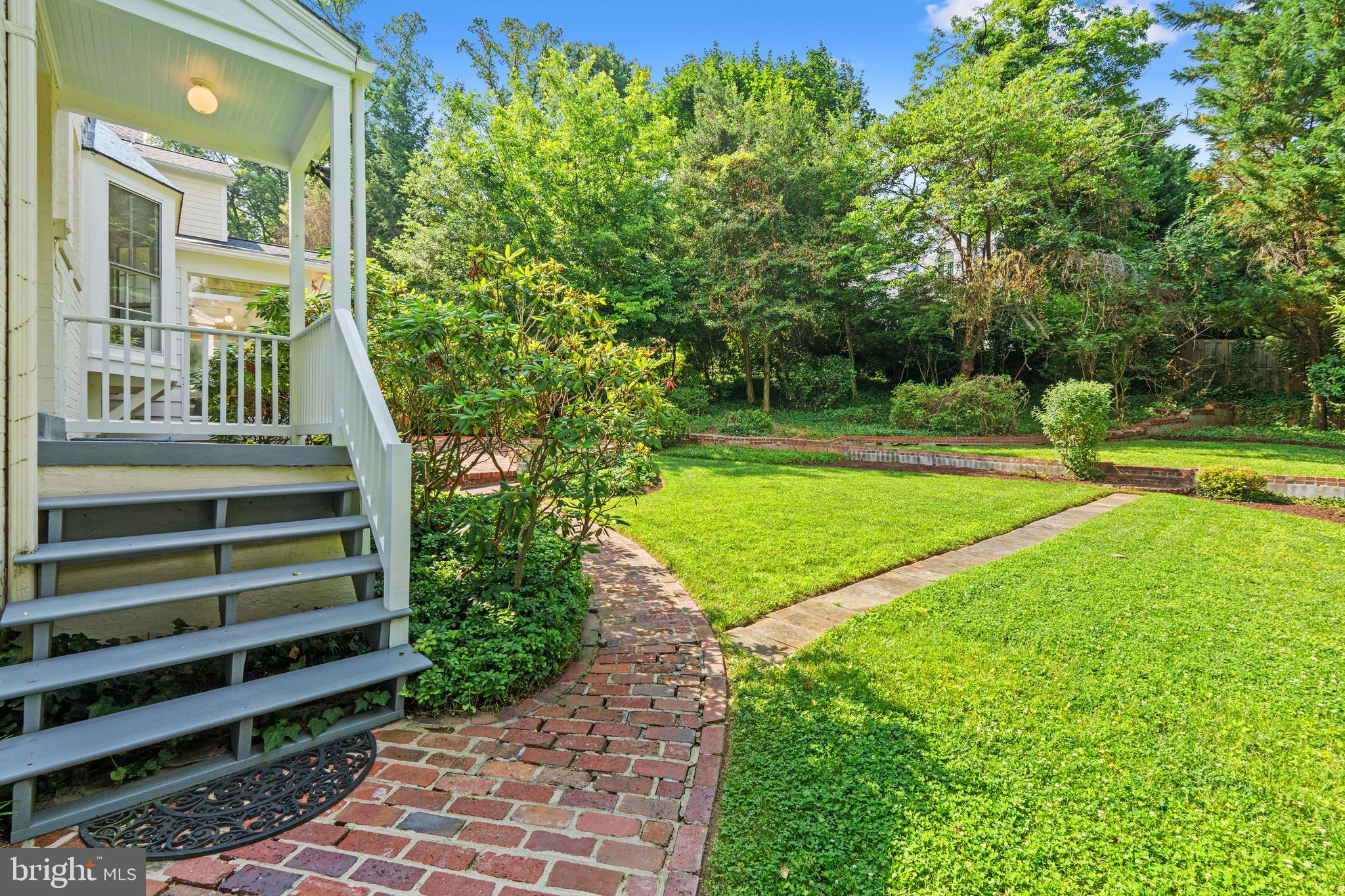 ROLLINGWOOD - Residential