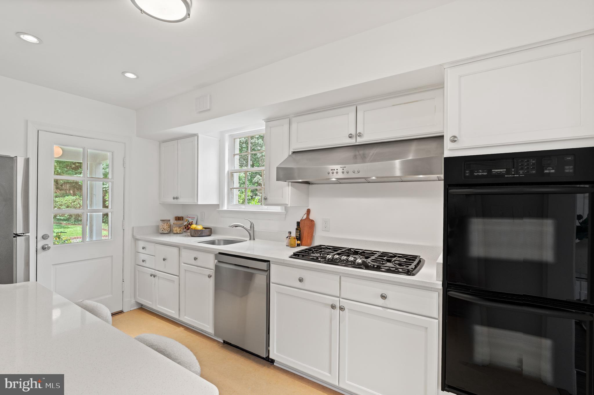 ROLLINGWOOD - Residential