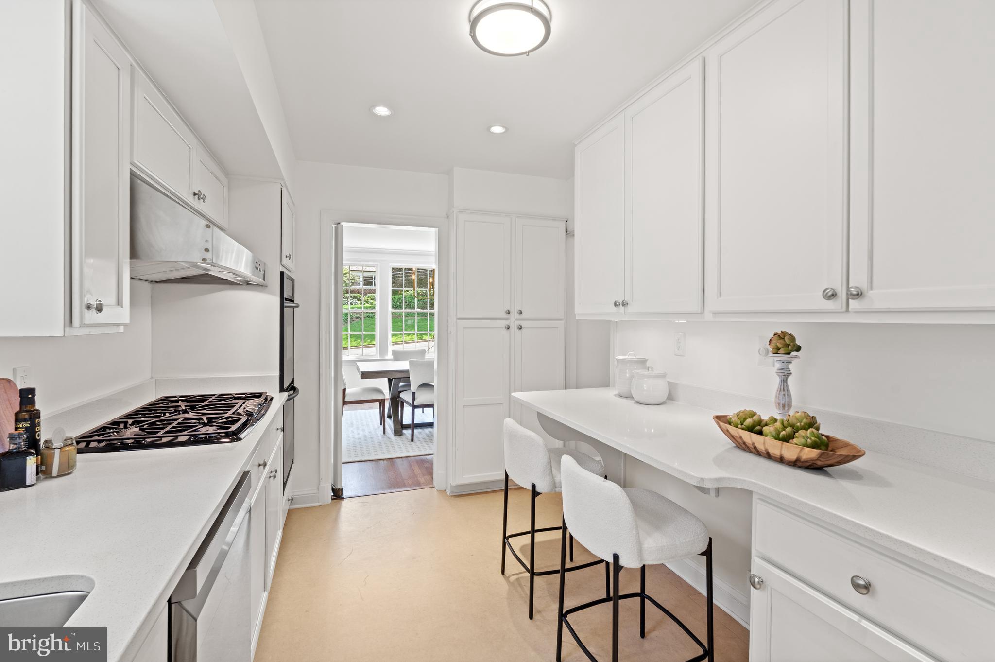 ROLLINGWOOD - Residential