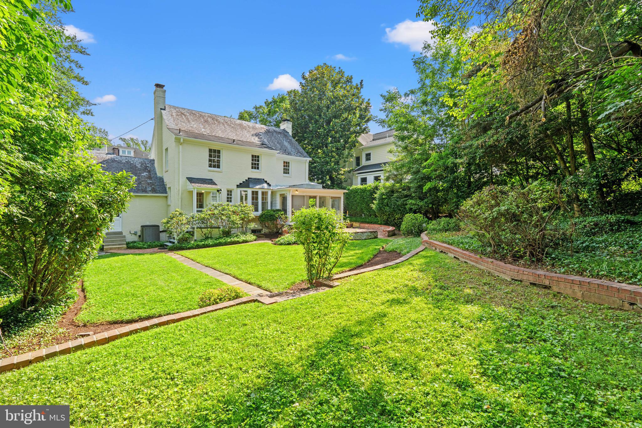 ROLLINGWOOD - Residential