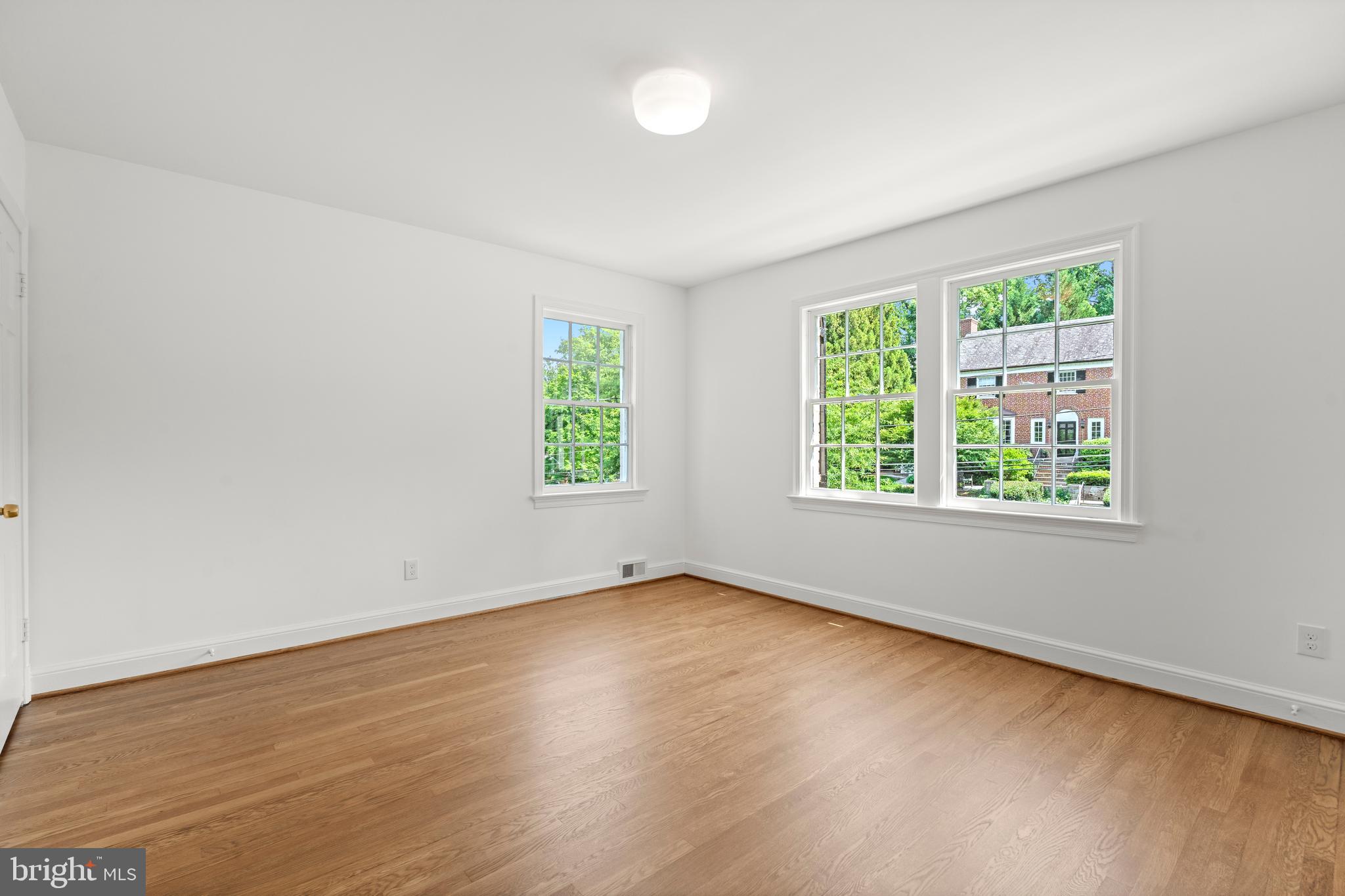 ROLLINGWOOD - Residential