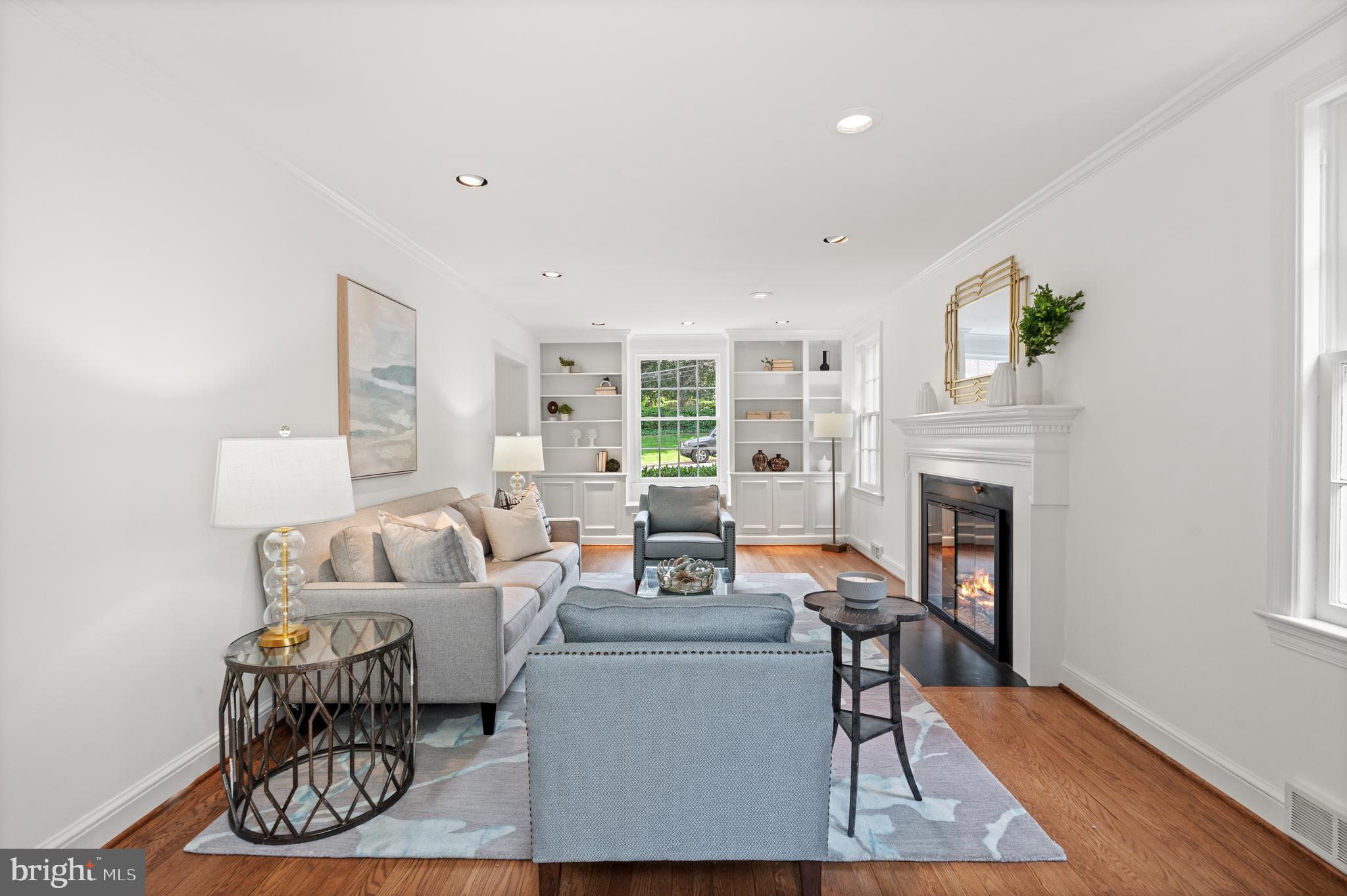 ROLLINGWOOD - Residential