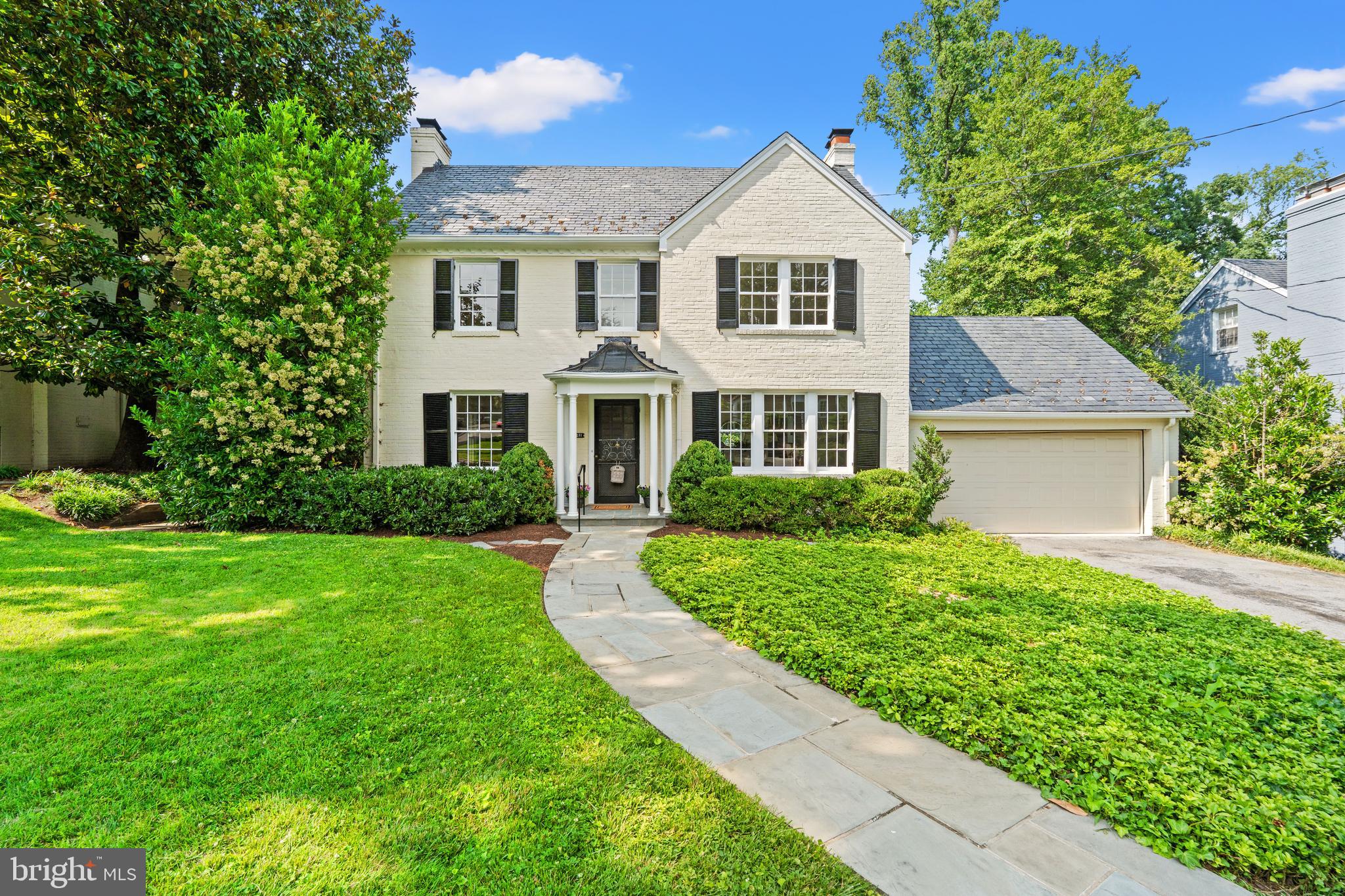 ROLLINGWOOD - Residential