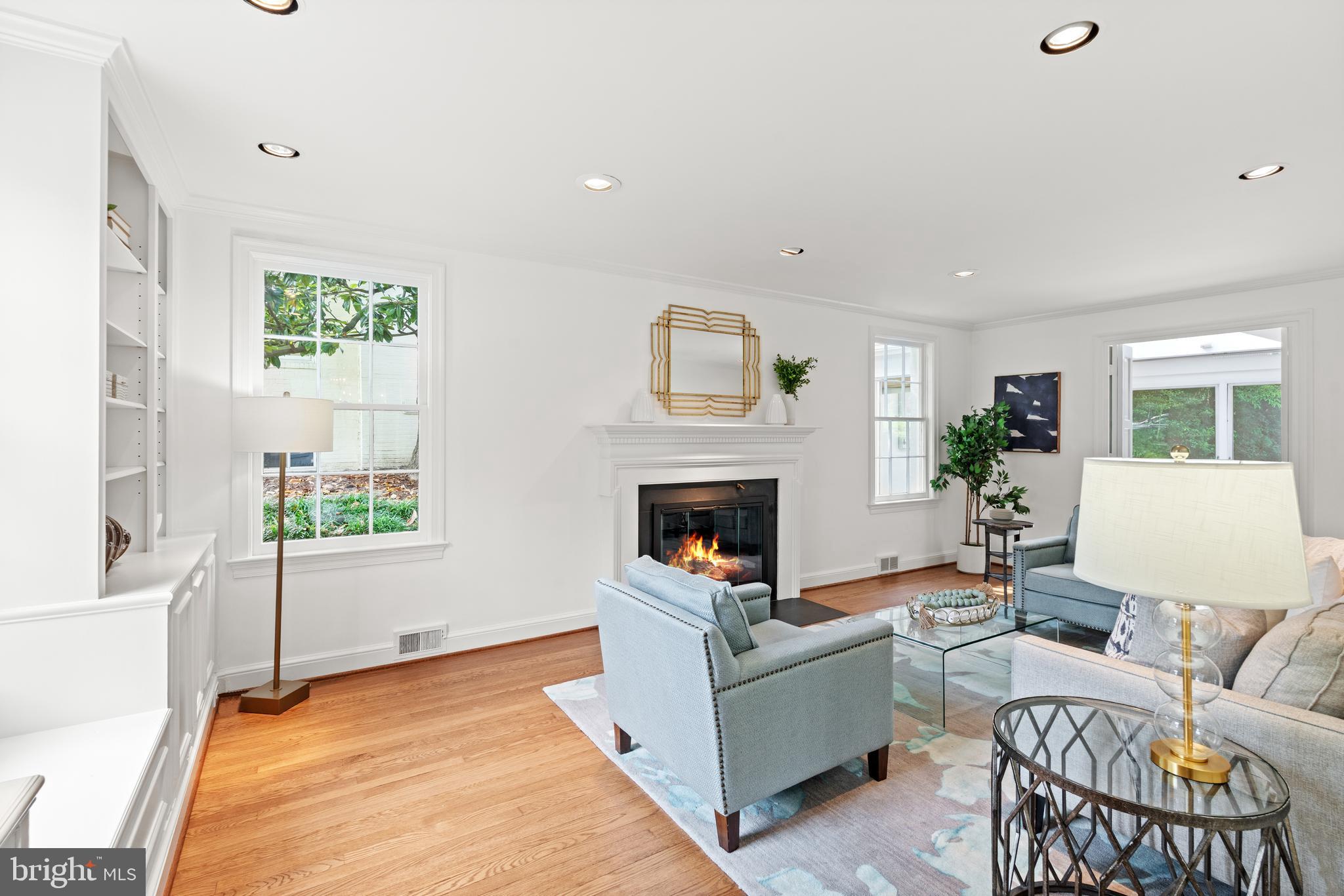 ROLLINGWOOD - Residential