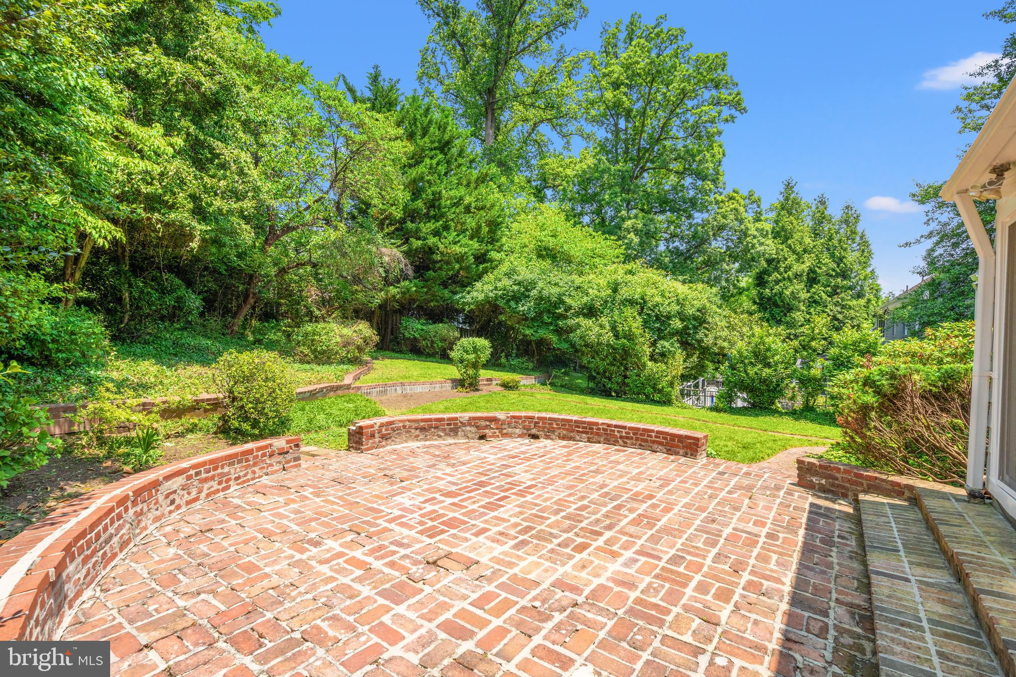 ROLLINGWOOD - Residential