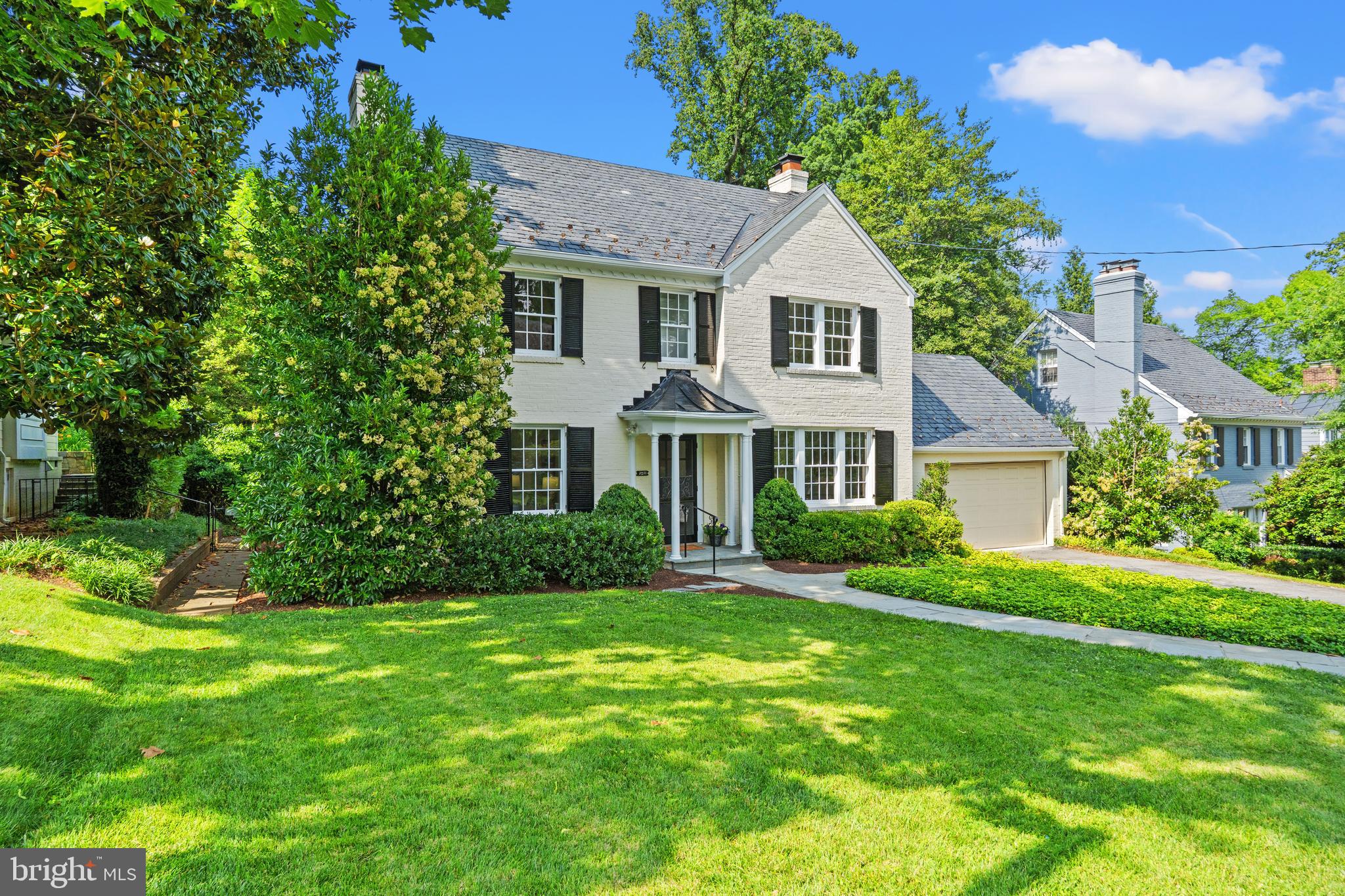 ROLLINGWOOD - Residential