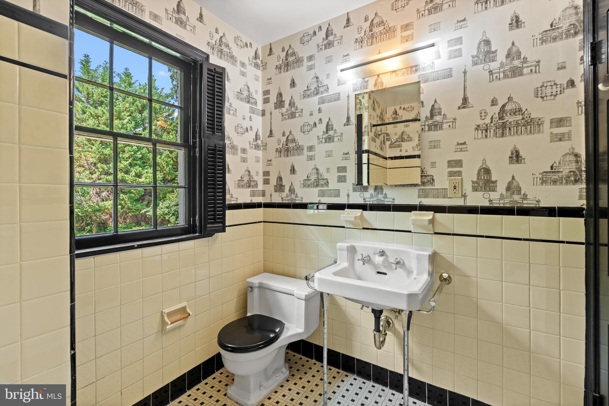 ROLLINGWOOD - Residential