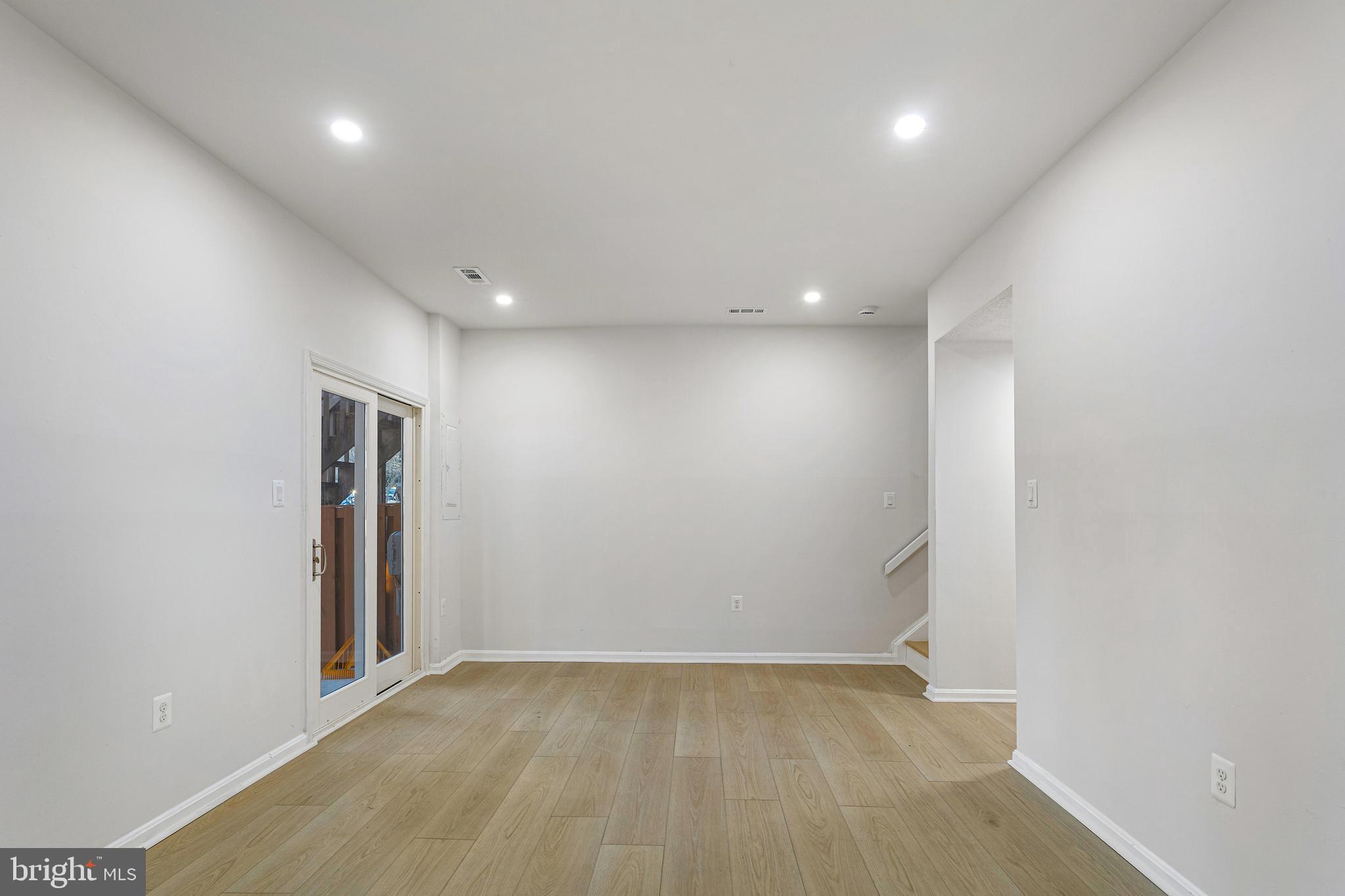 FERNSHIRE FARMS - Residential