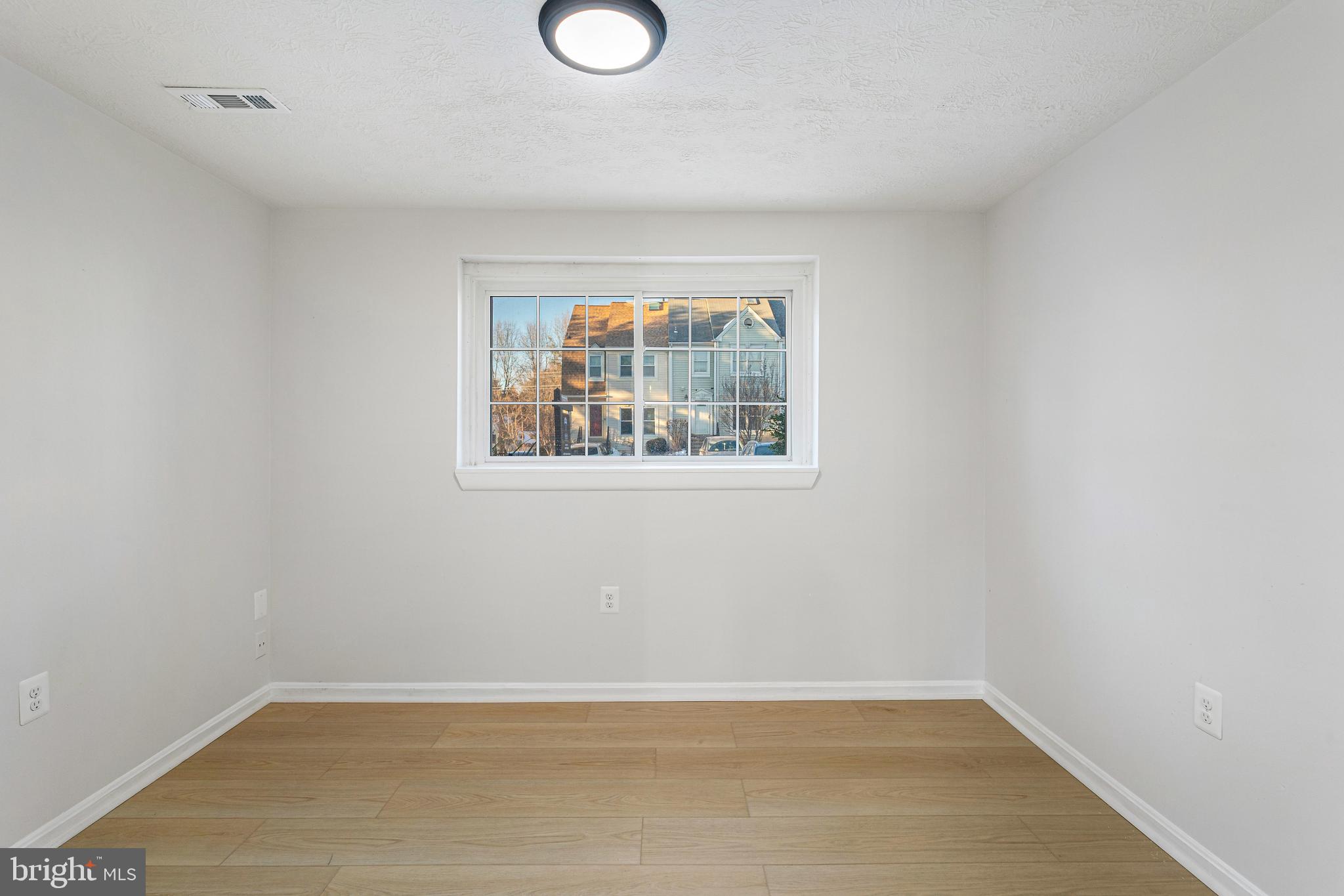 FERNSHIRE FARMS - Residential