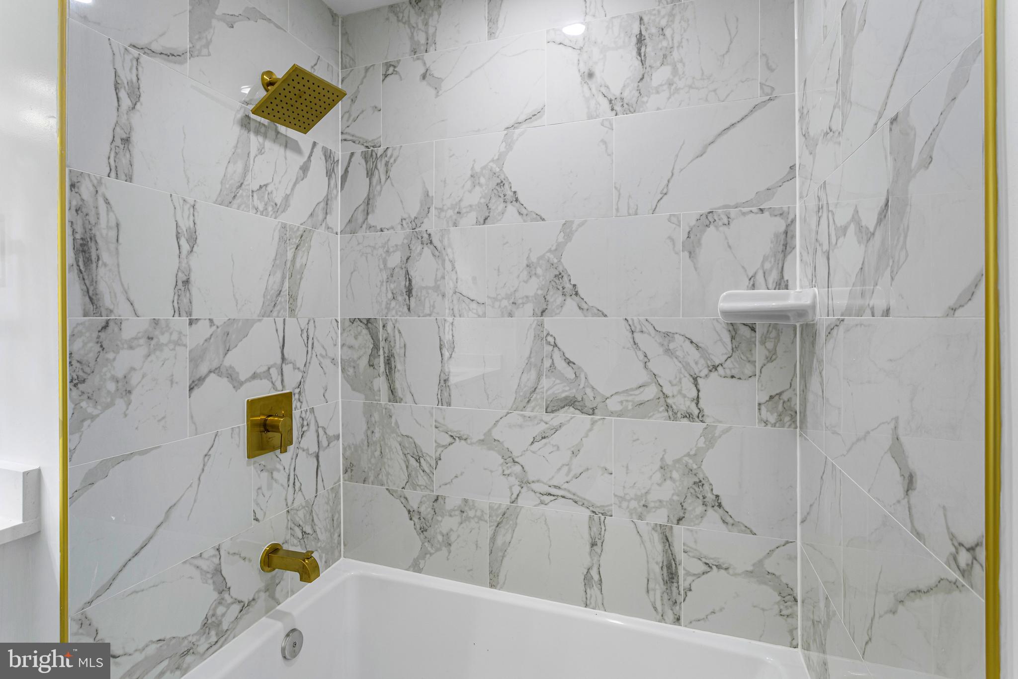 FERNSHIRE FARMS - Residential