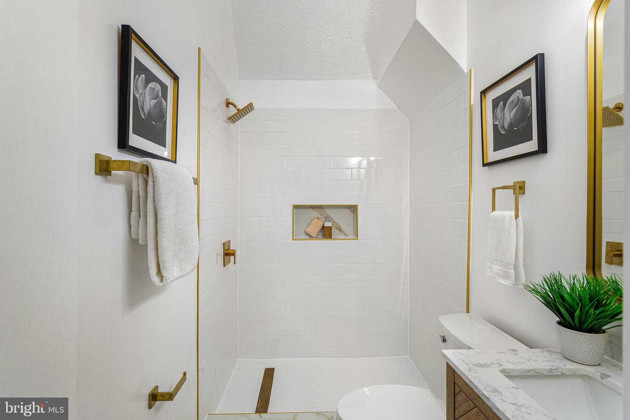 FERNSHIRE FARMS - Residential