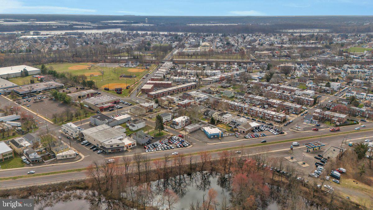 BRISTOL - Residential