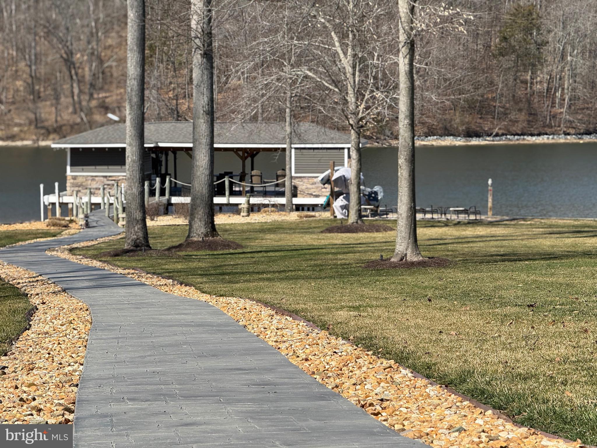 CUCKOO'S NEST - Residential