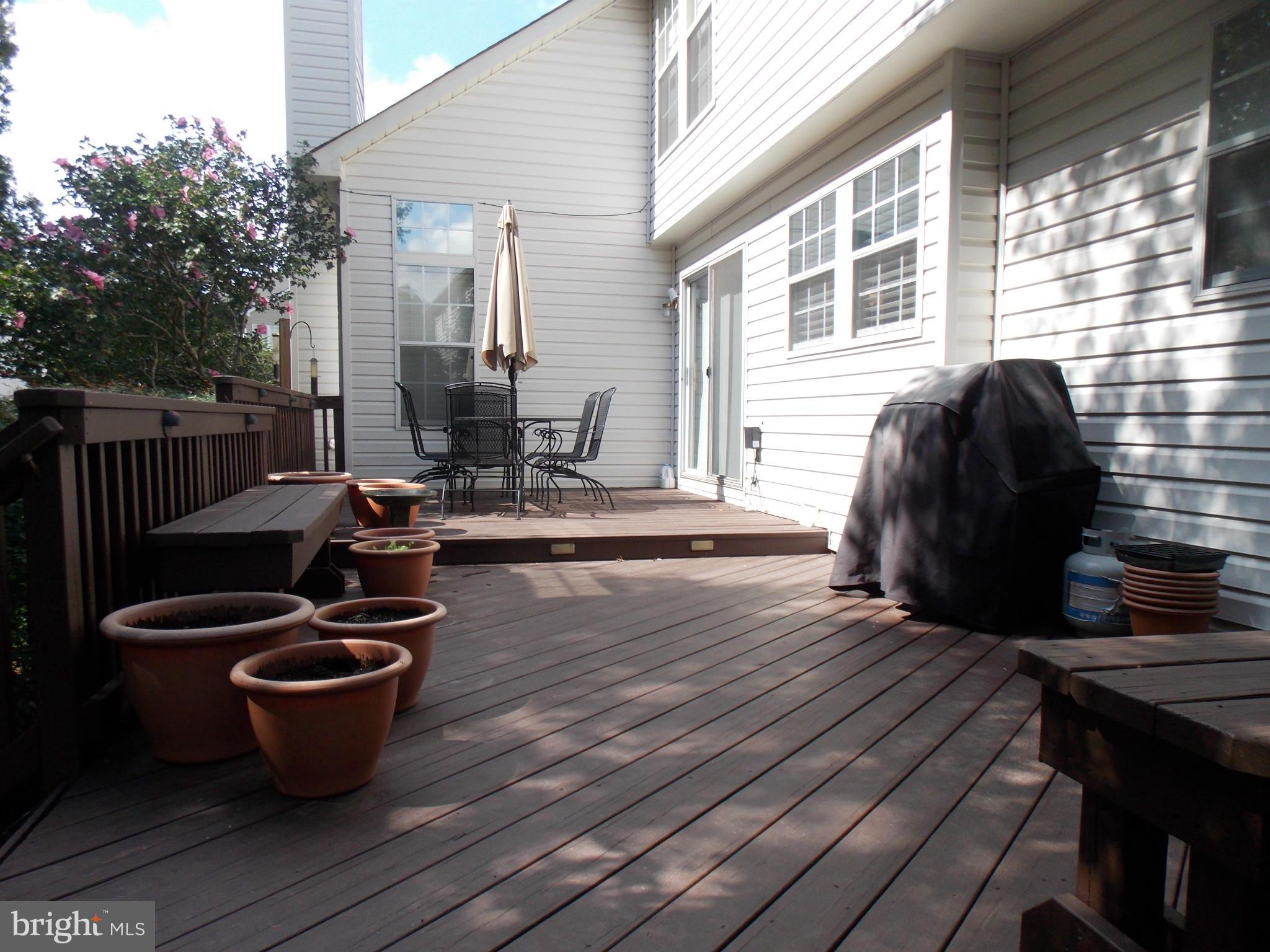 ASHBURN VILLAGE - Residential