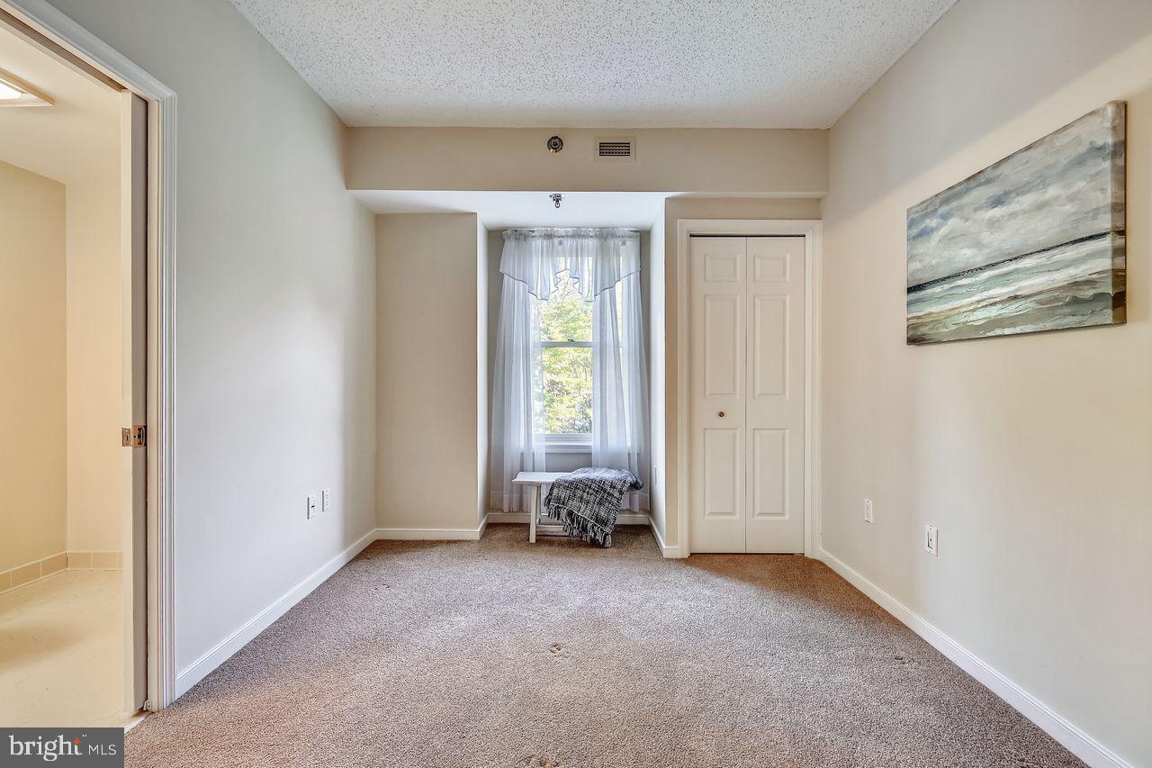 MCKINSEY PARK - Residential