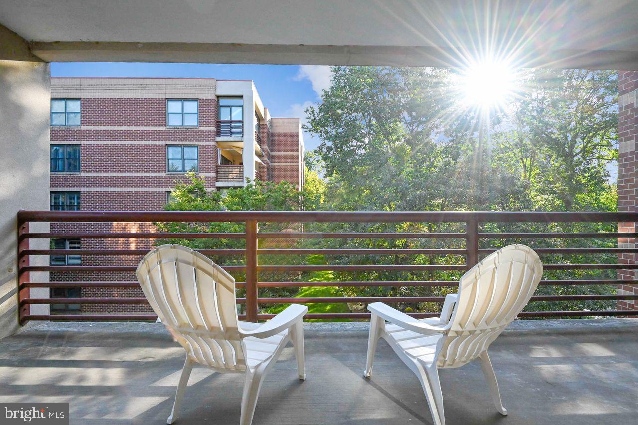 MCKINSEY PARK - Residential