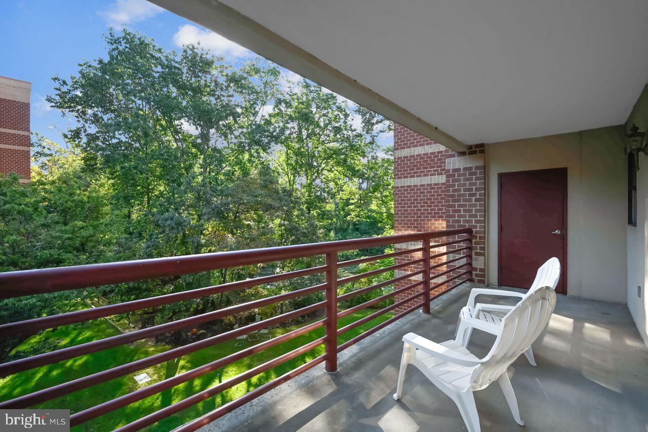 MCKINSEY PARK - Residential