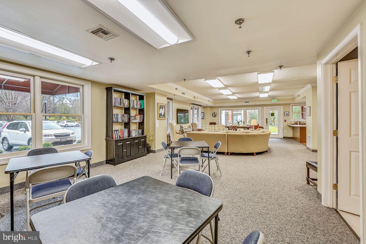 MCKINSEY PARK - Residential