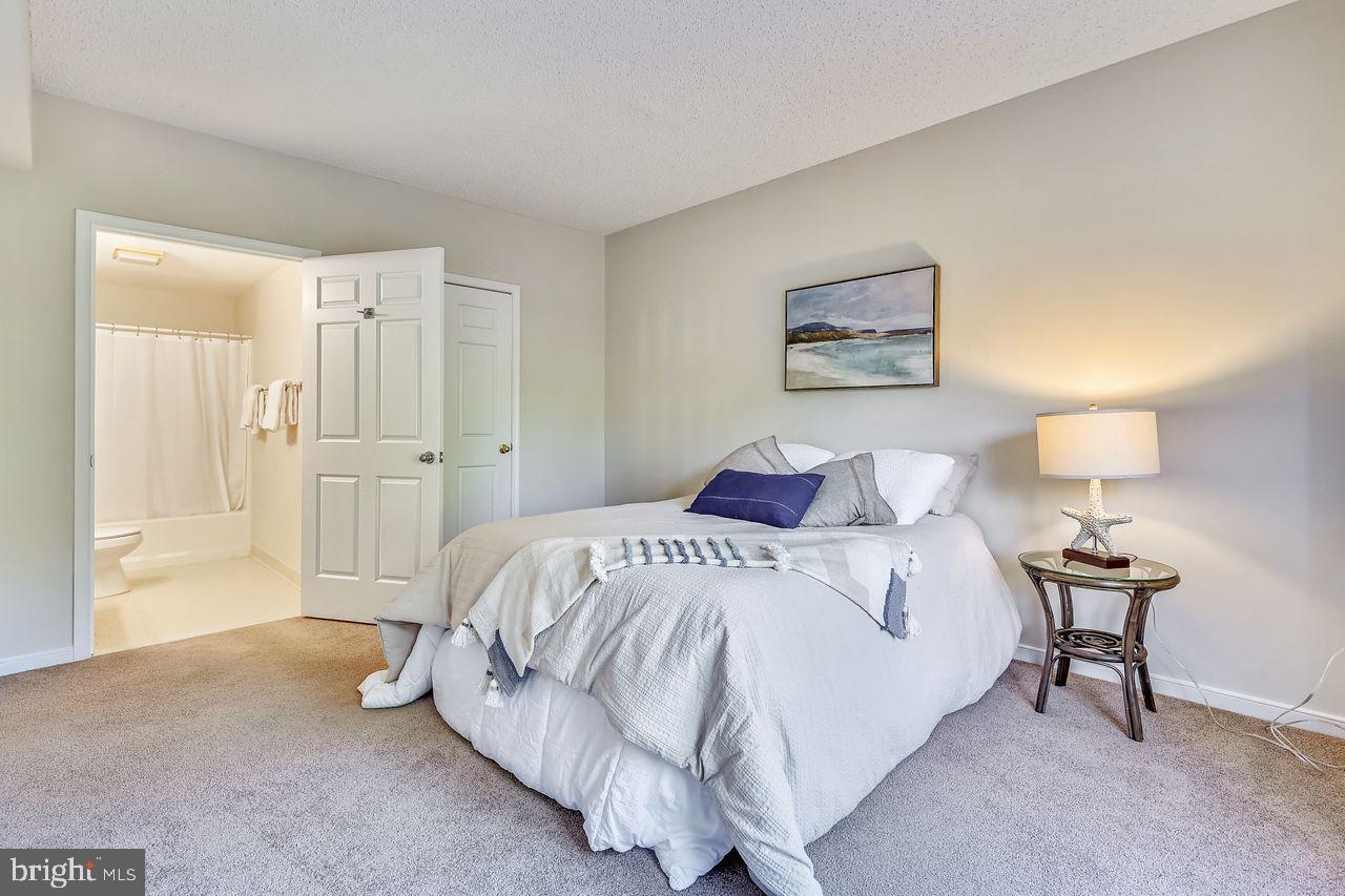 MCKINSEY PARK - Residential