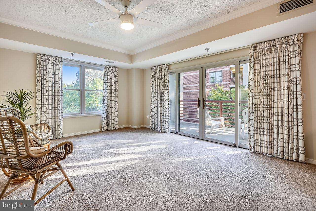 MCKINSEY PARK - Residential