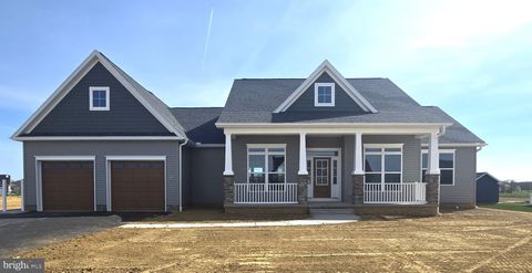 24 RED STONE LANE 47 HANOVER PA 17331