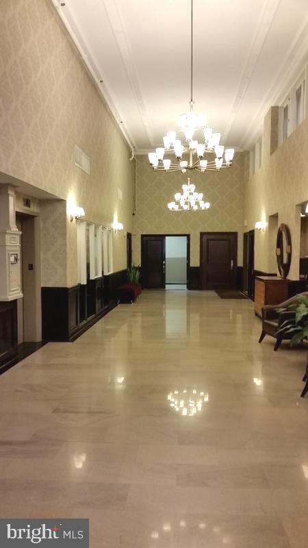 AVENUE OF THE ARTS - Residential Lease