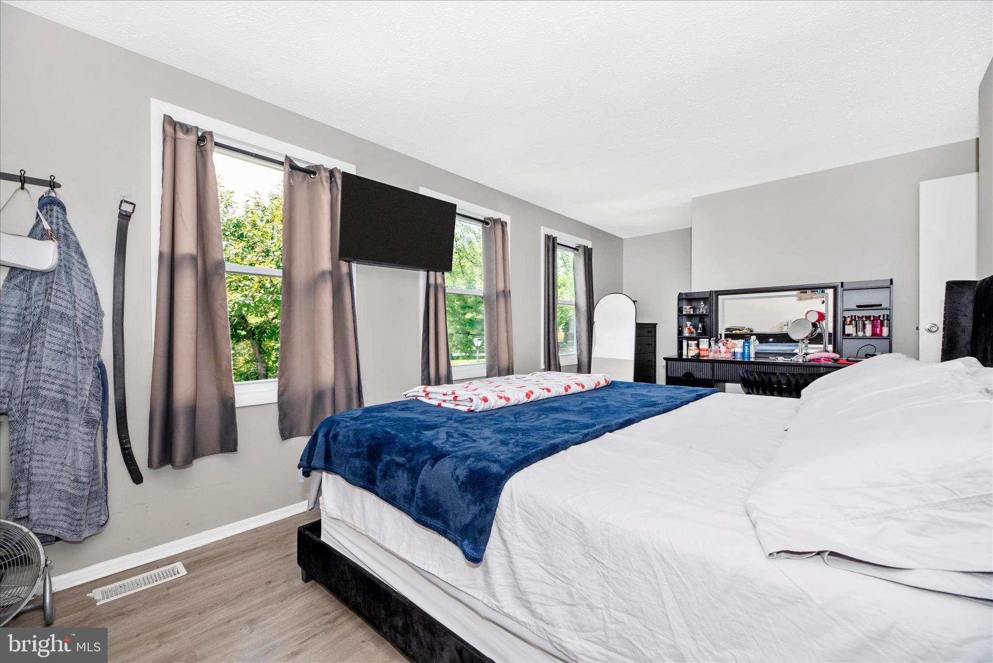 AMBER MEADOWS - Residential