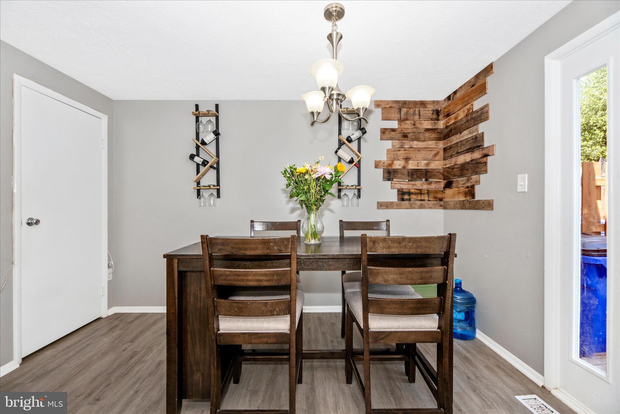 AMBER MEADOWS - Residential