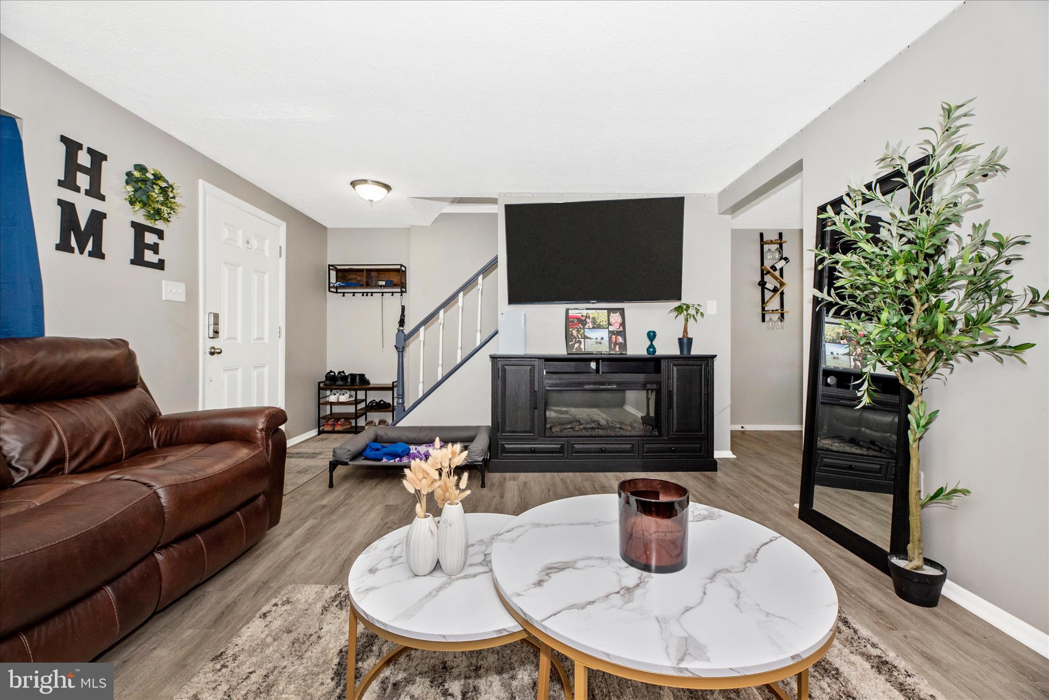 AMBER MEADOWS - Residential