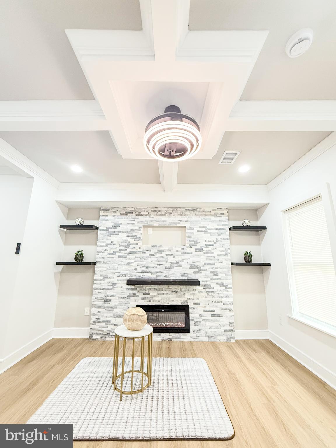 BROADWAY EAST - Residential