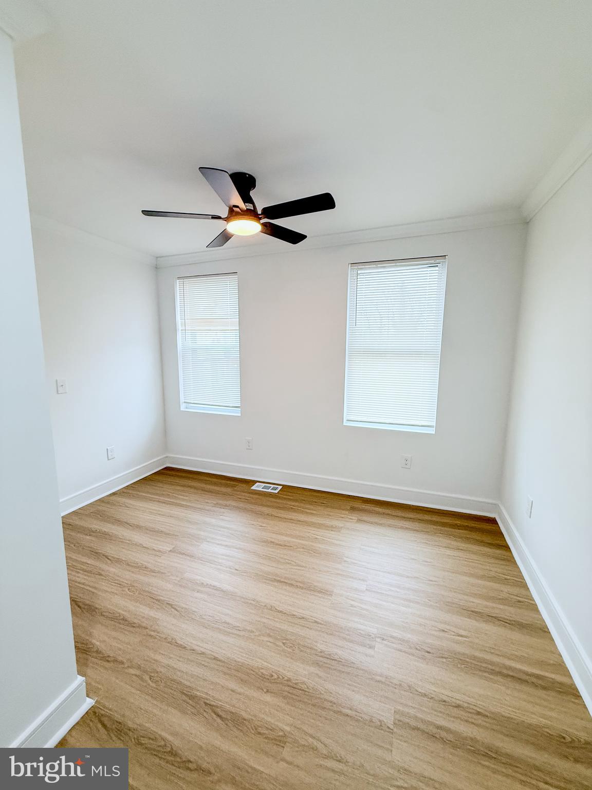 BROADWAY EAST - Residential