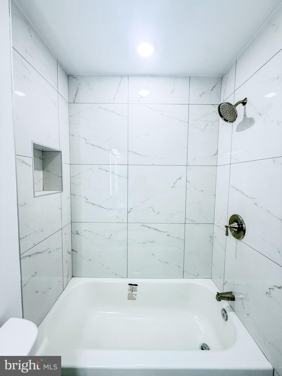 BROADWAY EAST - Residential