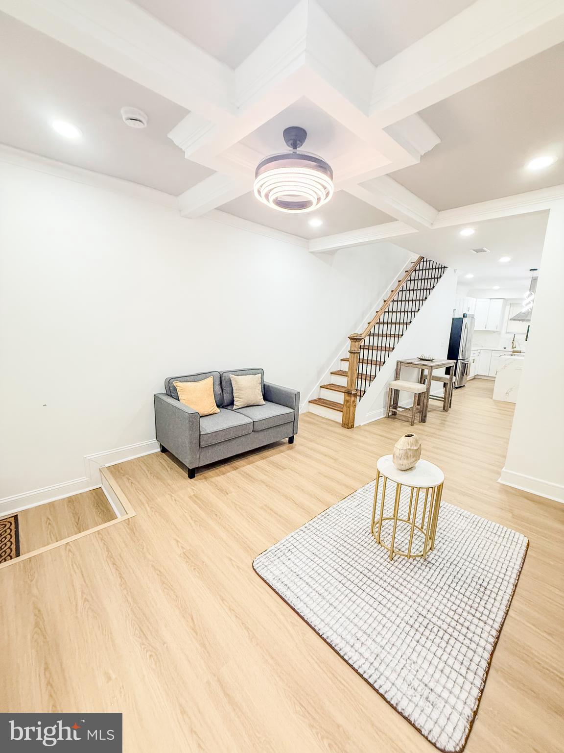 BROADWAY EAST - Residential