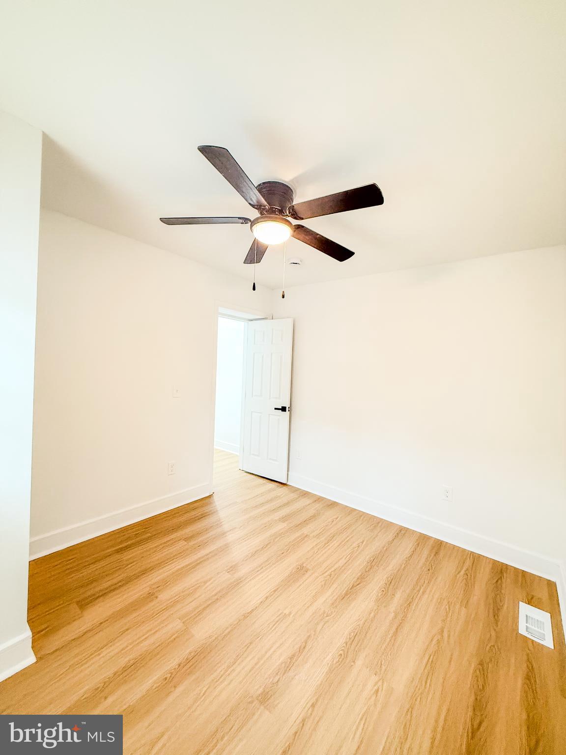 BROADWAY EAST - Residential