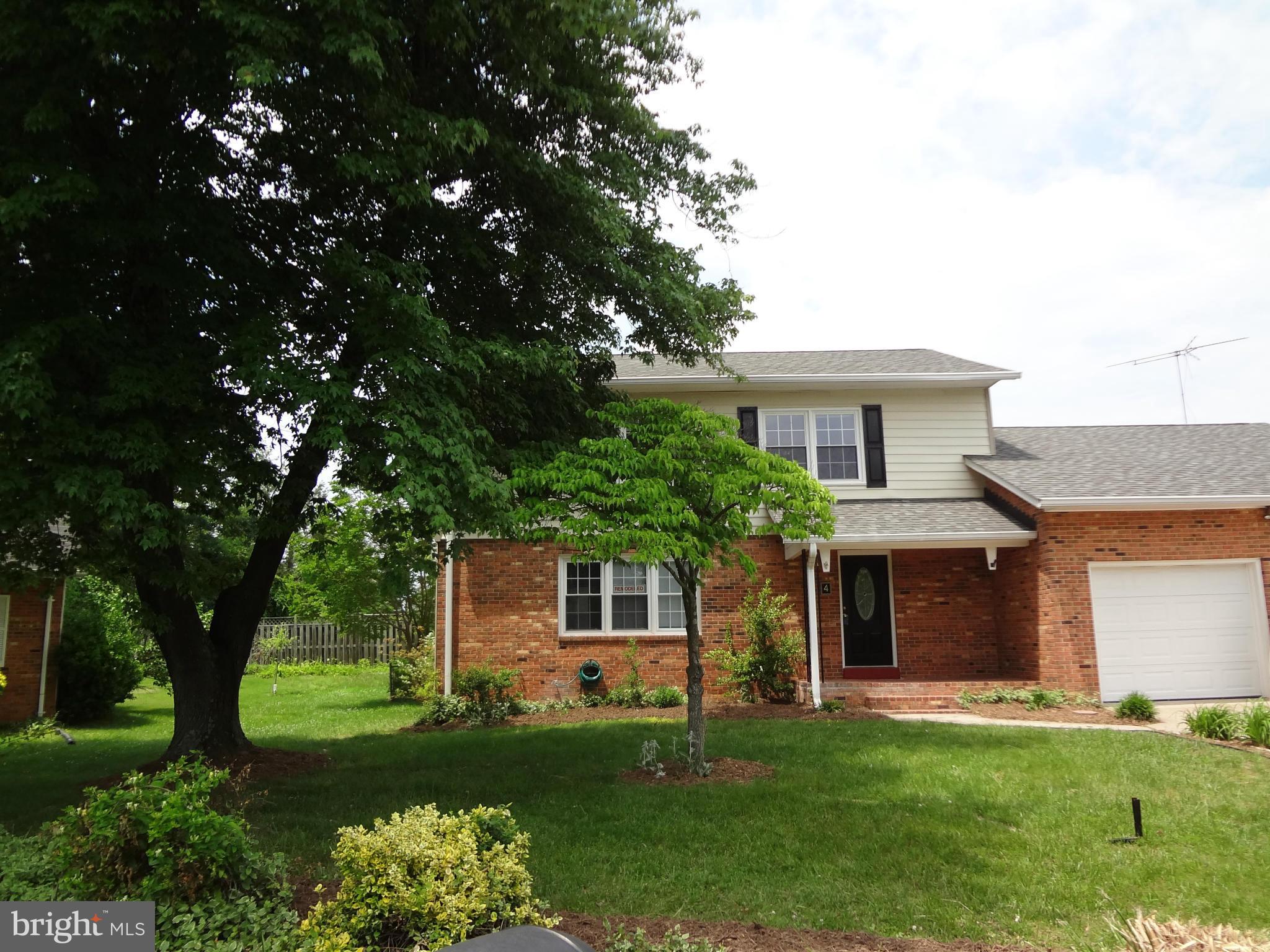 MAPLE GROVE - Residential