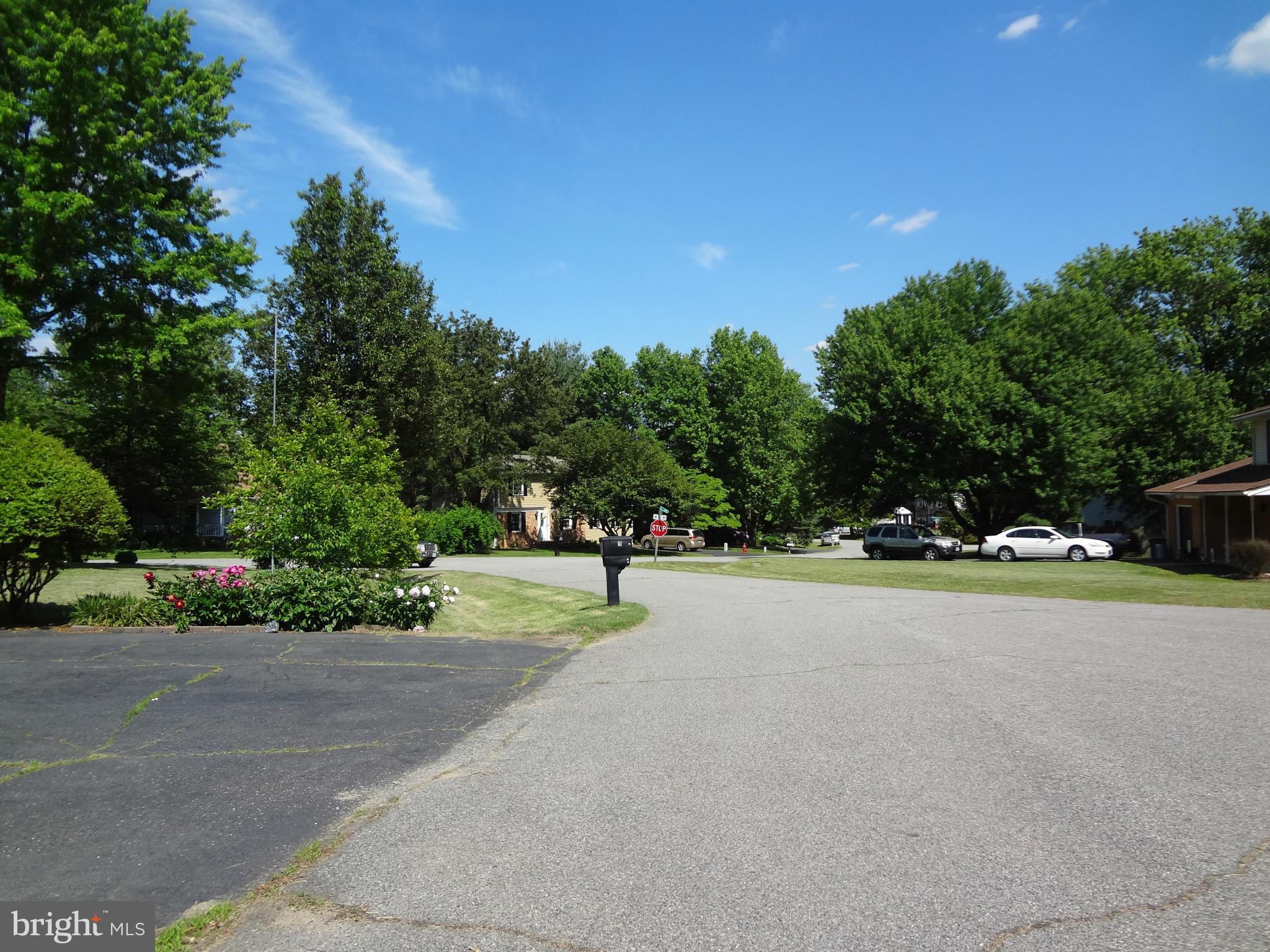 MAPLE GROVE - Residential