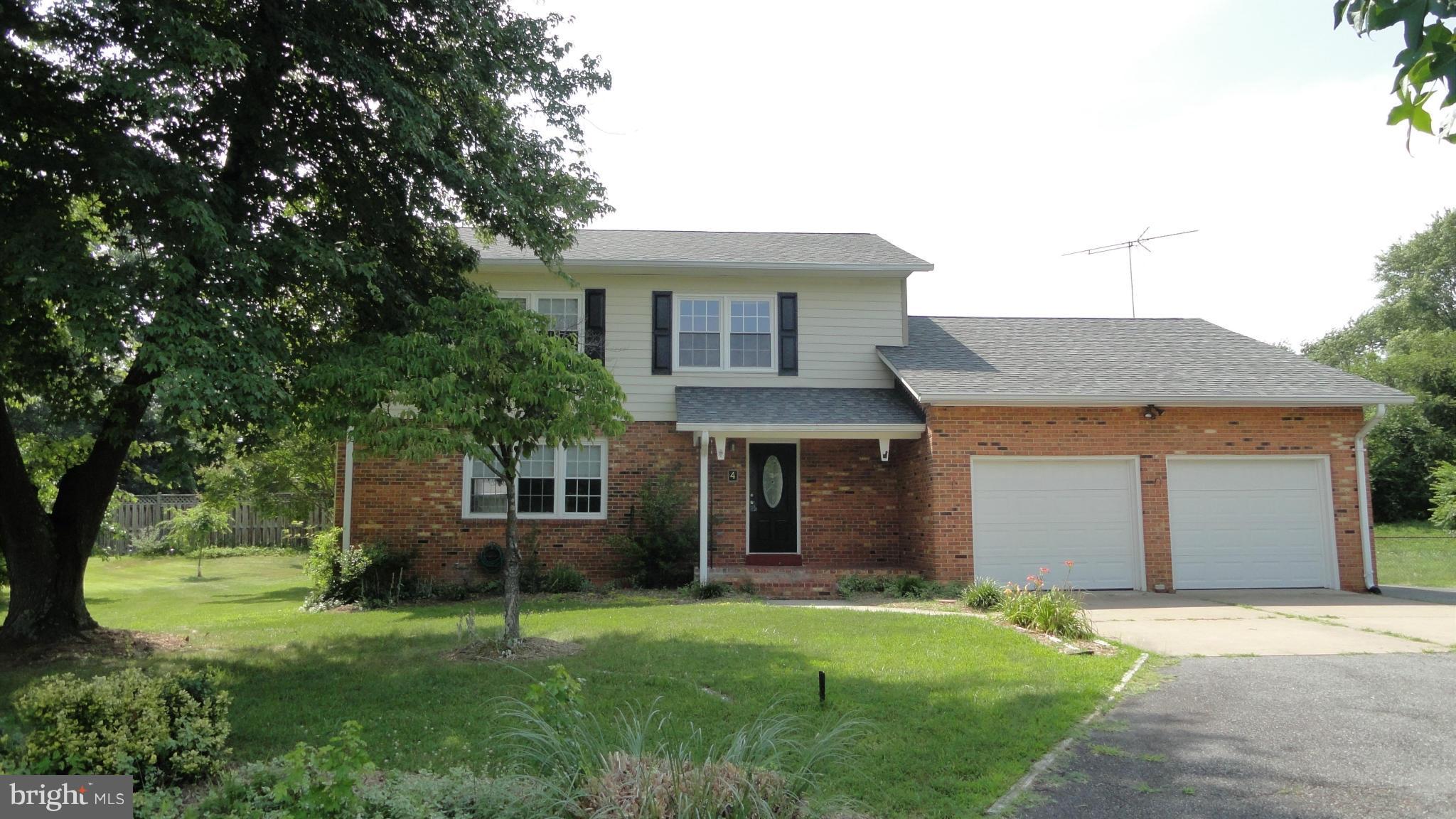 MAPLE GROVE - Residential