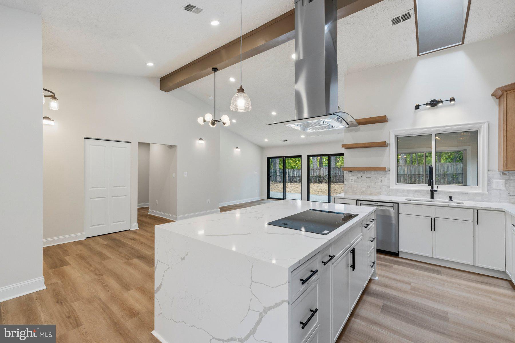 BONNIE BRAE - Residential