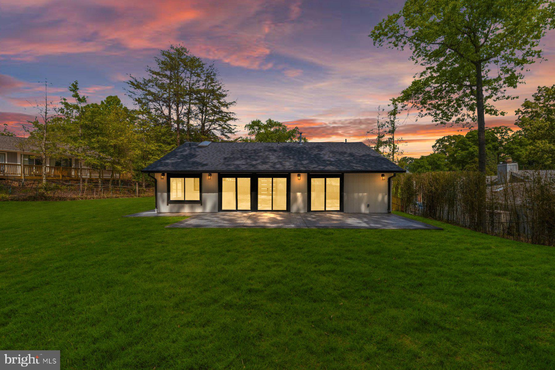 BONNIE BRAE - Residential