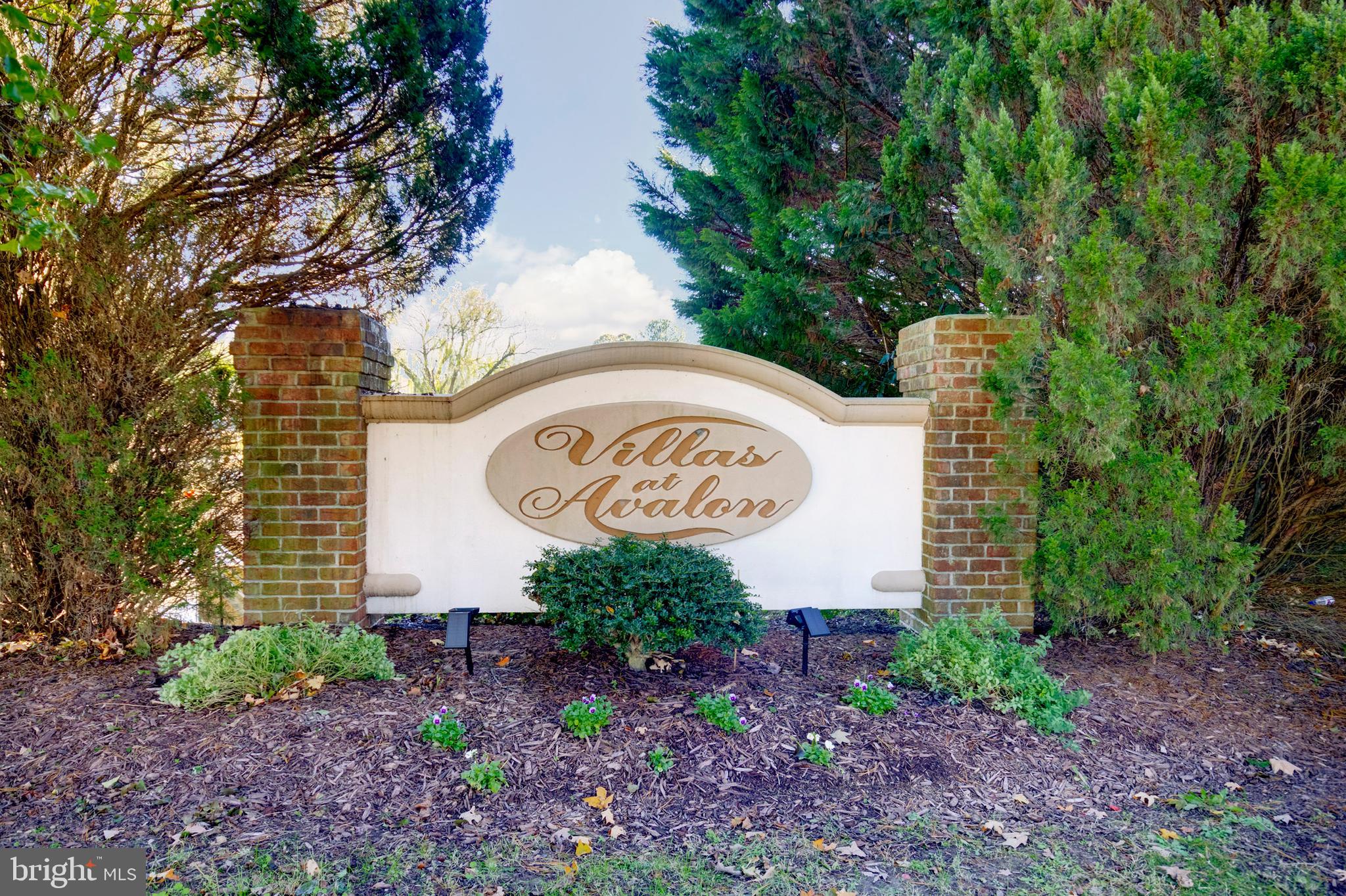 AVALON RETIREMENT COMM - Residential