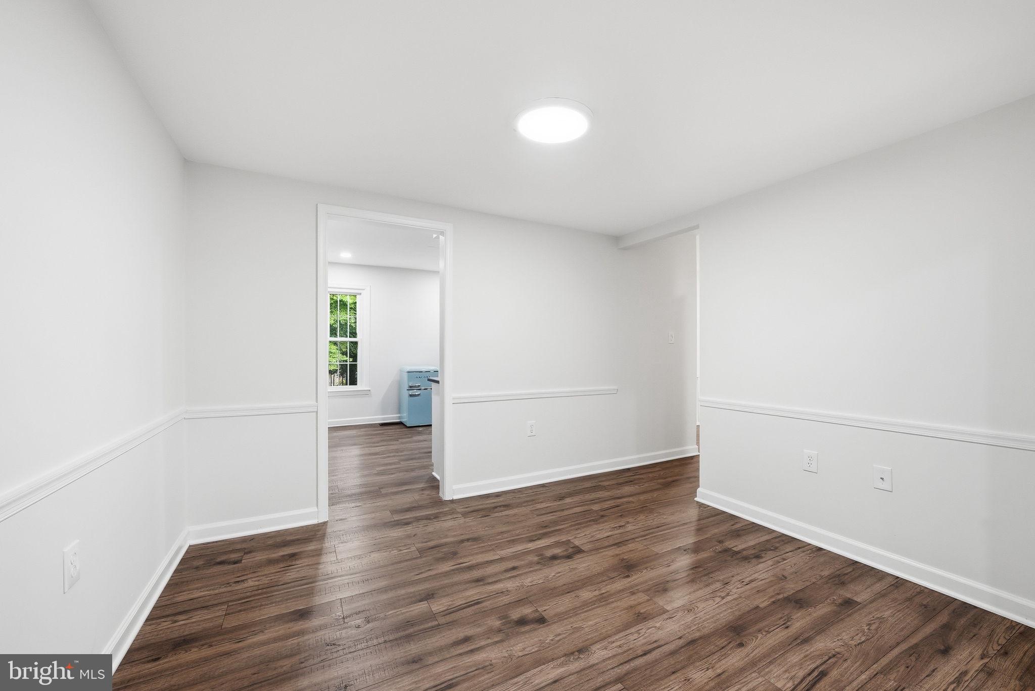 BURKE STATION SQUARE - Residential