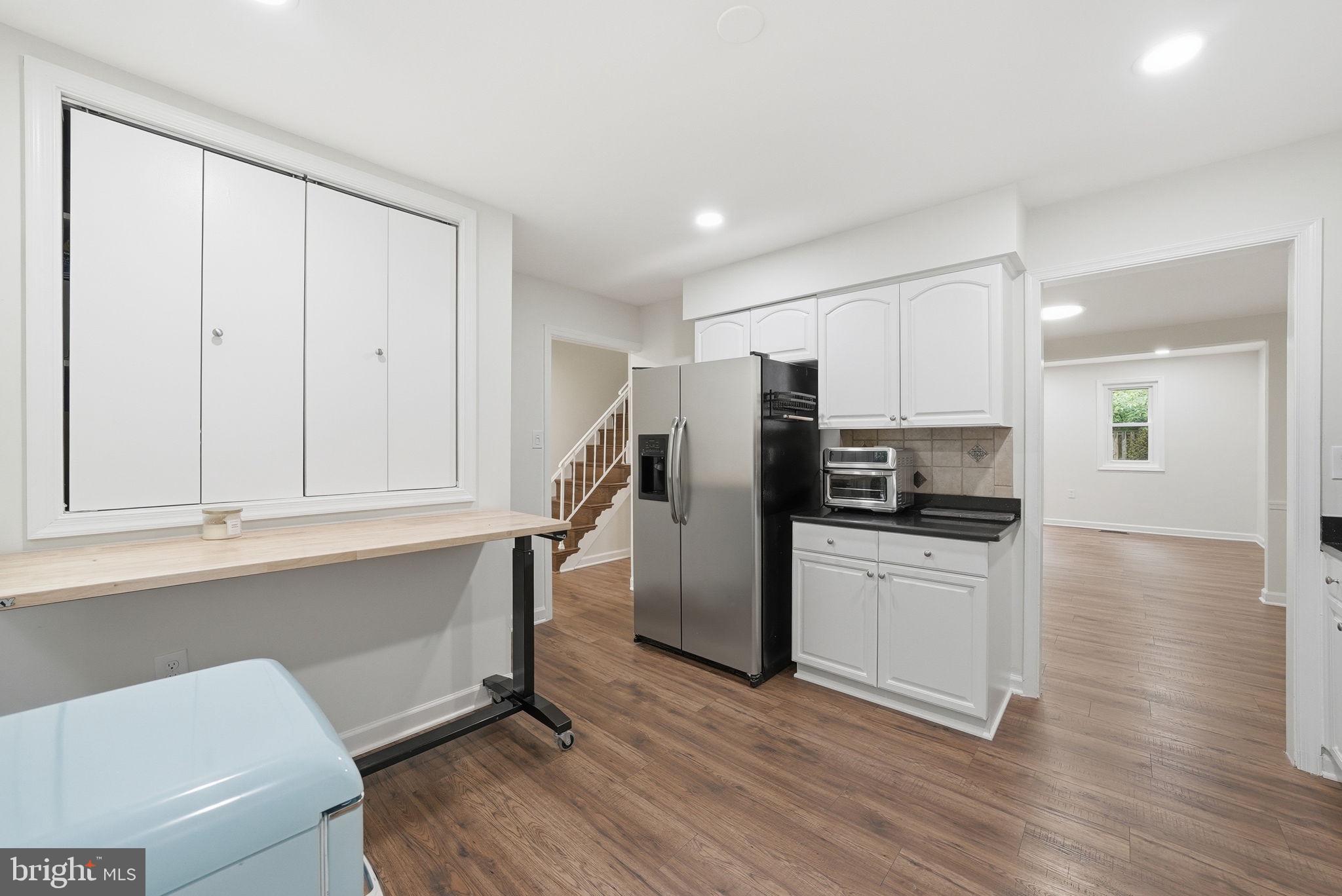 BURKE STATION SQUARE - Residential