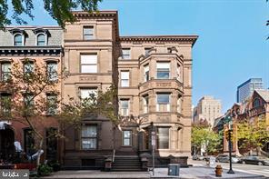 RITTENHOUSE SQUARE - Residential Lease