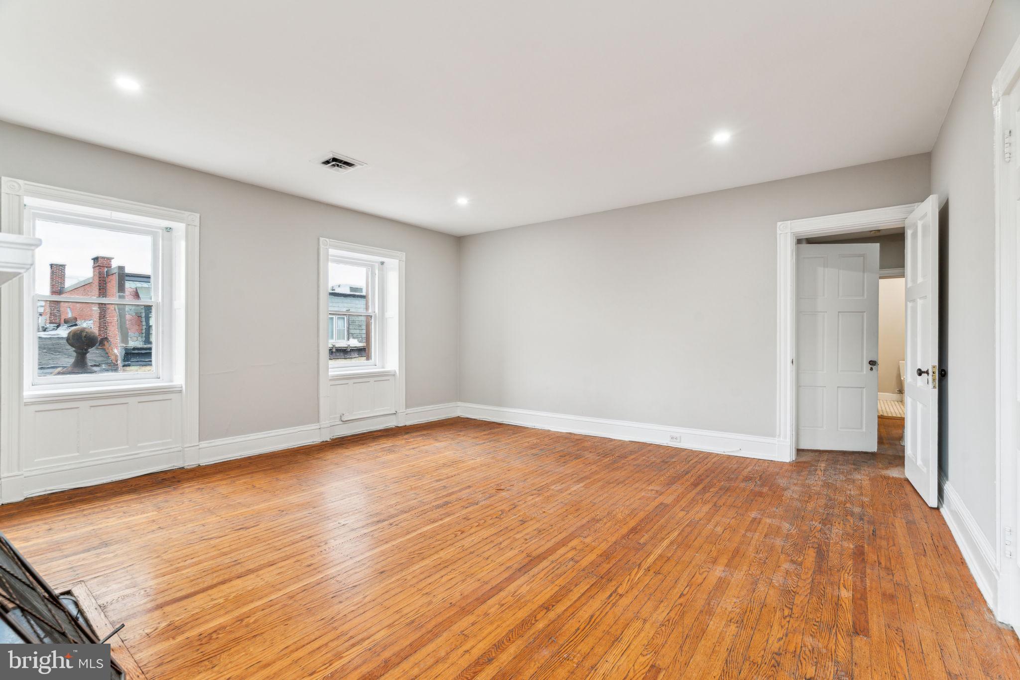 RITTENHOUSE SQUARE - Residential Lease