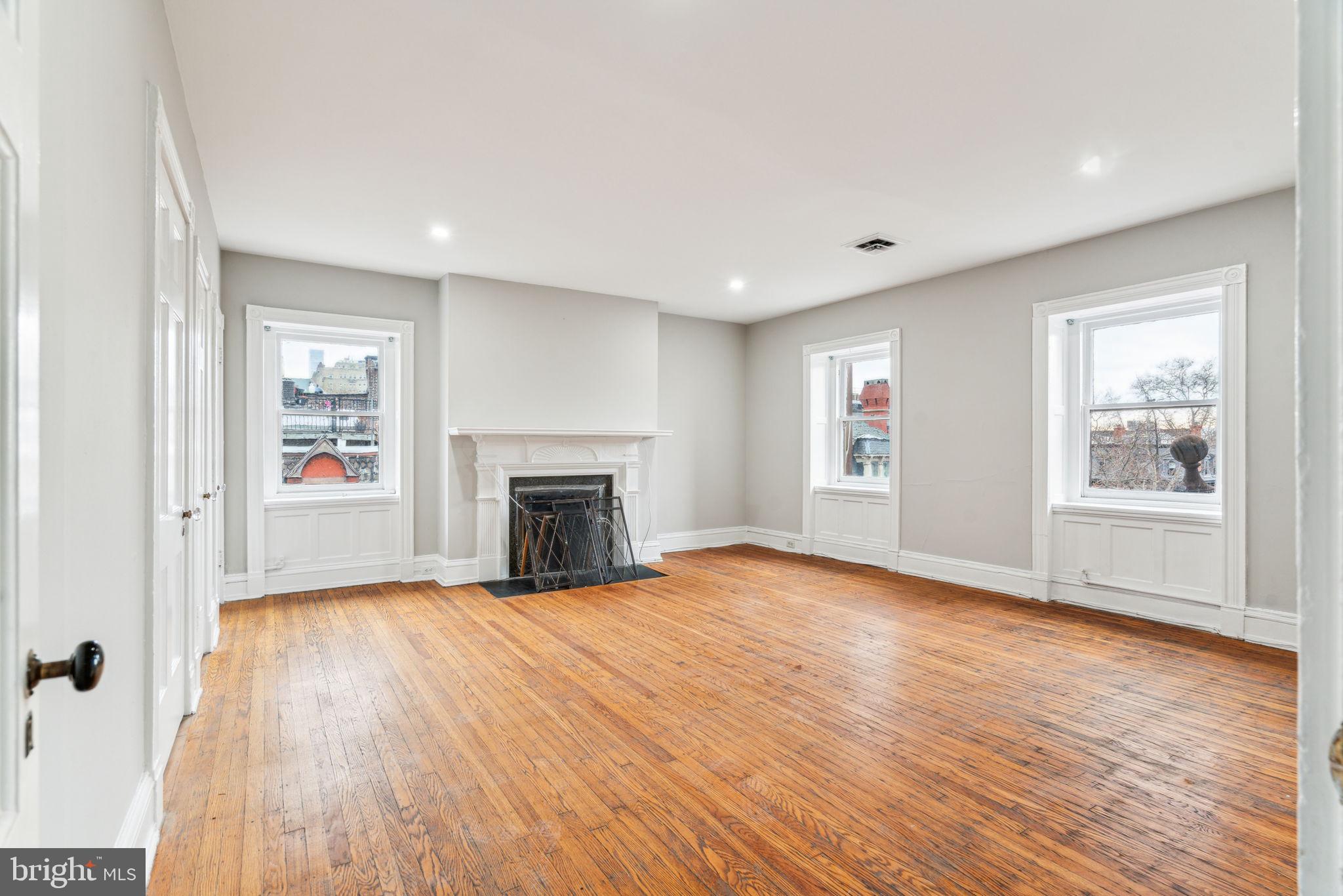 RITTENHOUSE SQUARE - Residential Lease