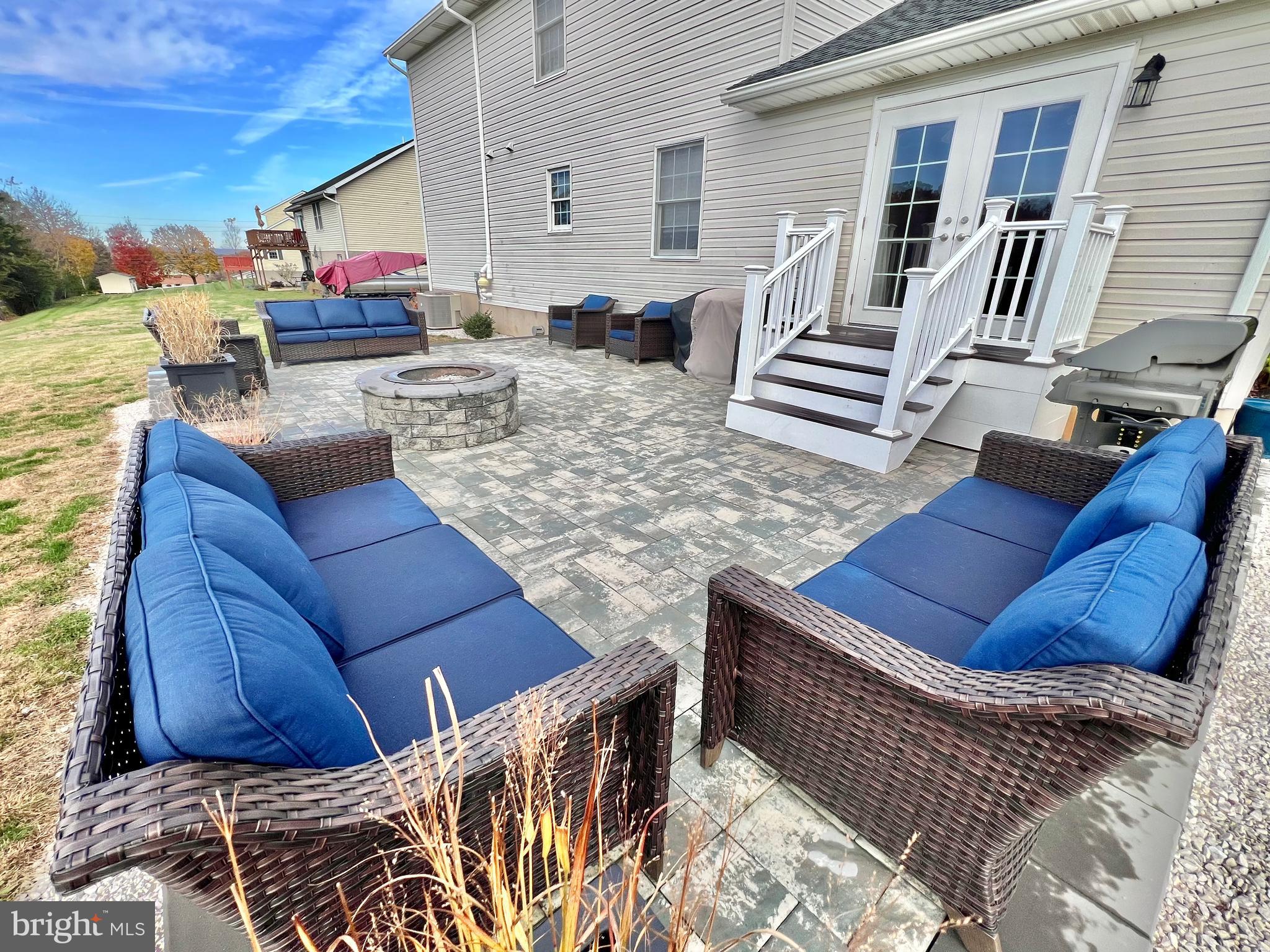 OAK SUMMIT - Residential