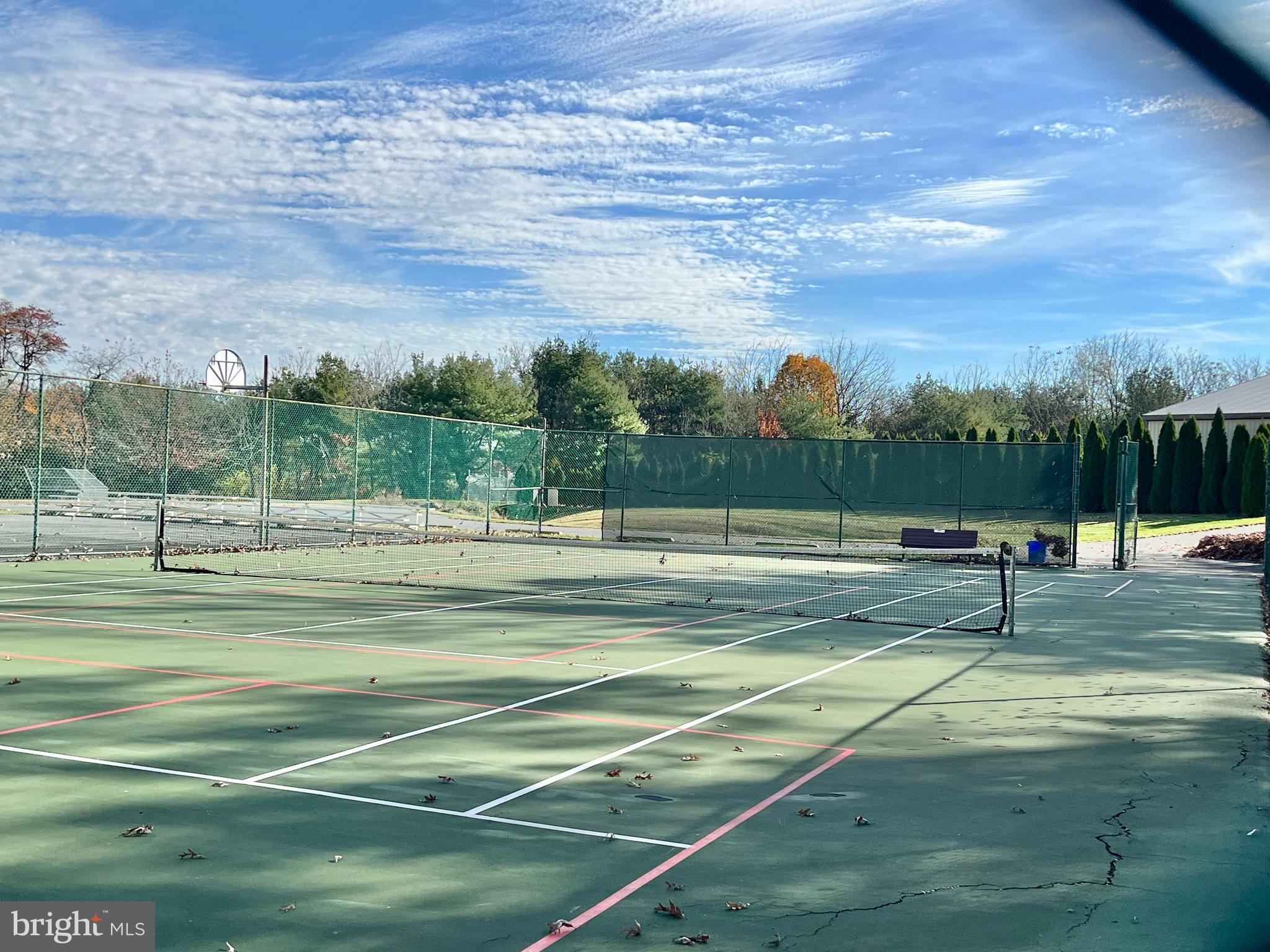 OAK SUMMIT - Residential