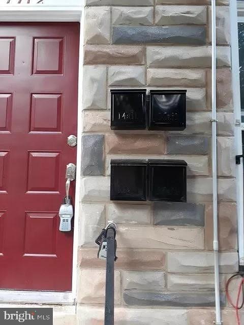 UNION SQUARE - Residential Lease